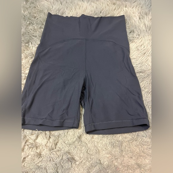 Old Navy Active Extra High Rise 6” inseam Biker Shorts Size M Blue - Picture 1 of 6